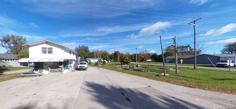 Livvy's Lakeside (Dave's Dairy King)
